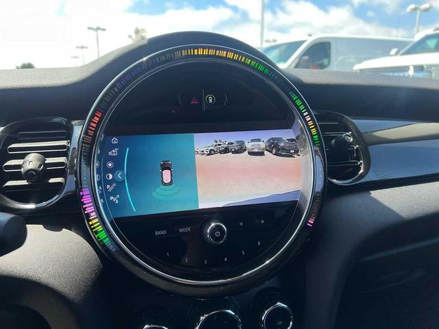 Photo of 2023 White Silver Metallic MINI Hardtop