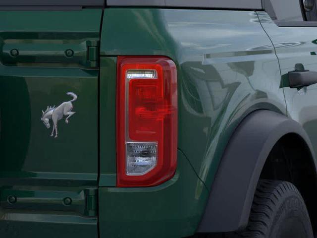 Photo of 2025 Eruption Green Metallic Ford Bronco