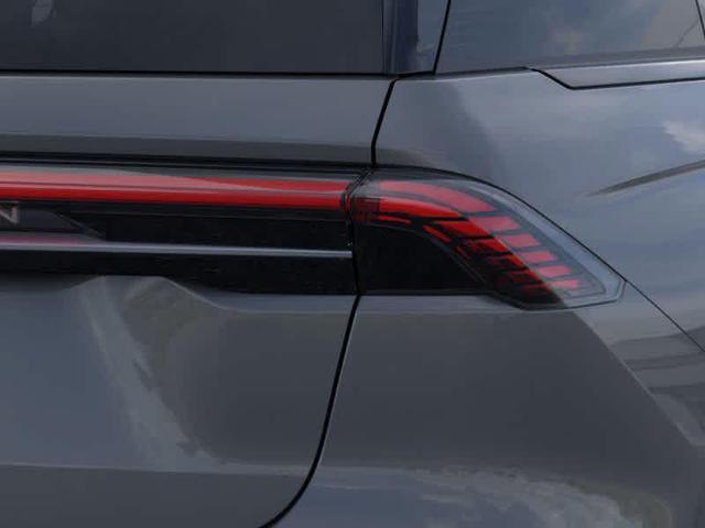 Photo of 2024 Gray Metallic Lincoln Nautilus