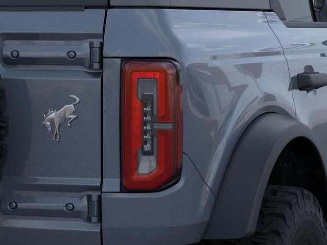 Photo of 2025 Azure / Gray Metallic Ford Bronco