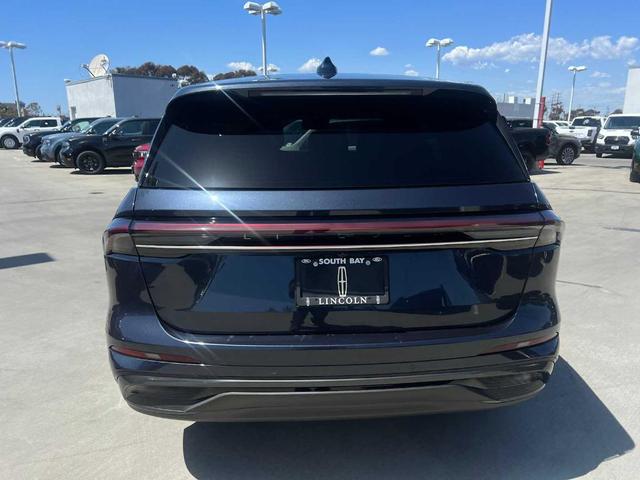 Photo of 2024 Blue Lincoln Nautilus