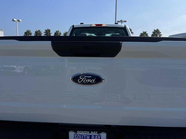 Photo of 2026 Oxford White Ford F-250