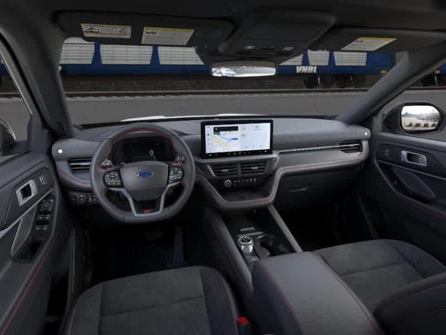 Photo of 2025 Star White Ford Explorer