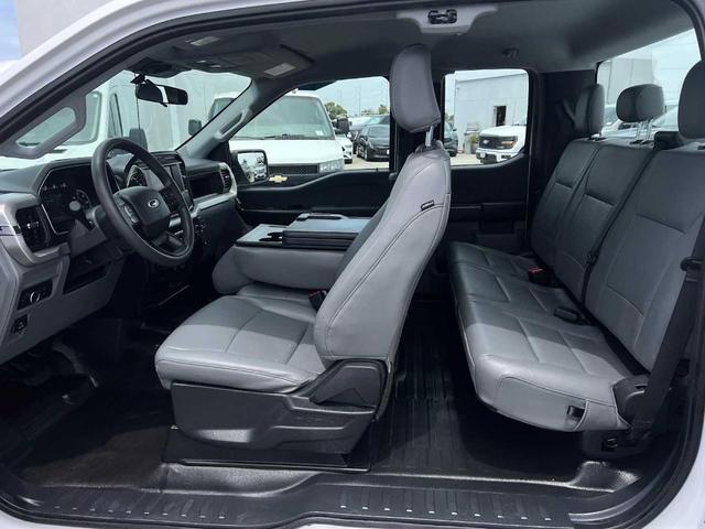Photo of 2022 Oxford White Ford F-150