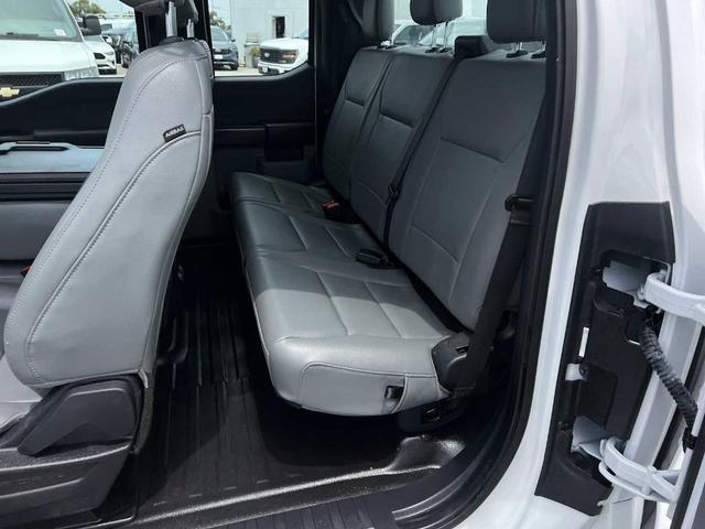 Photo of 2022 Oxford White Ford F-150