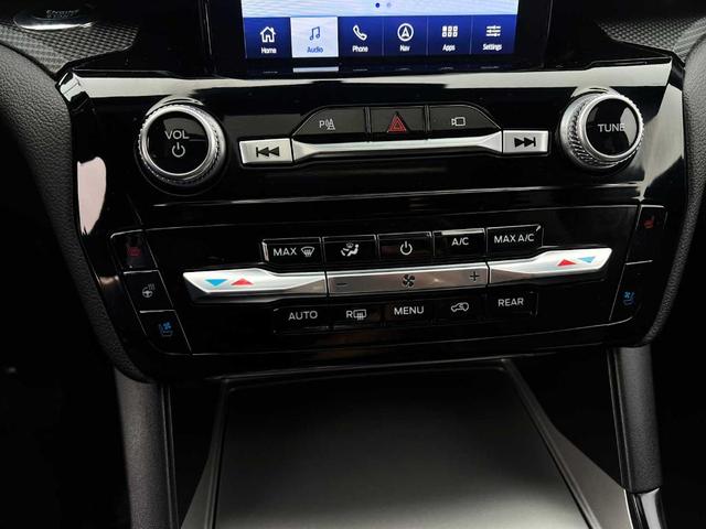 Photo of 2023 Agate Black Metallic Ford Explorer