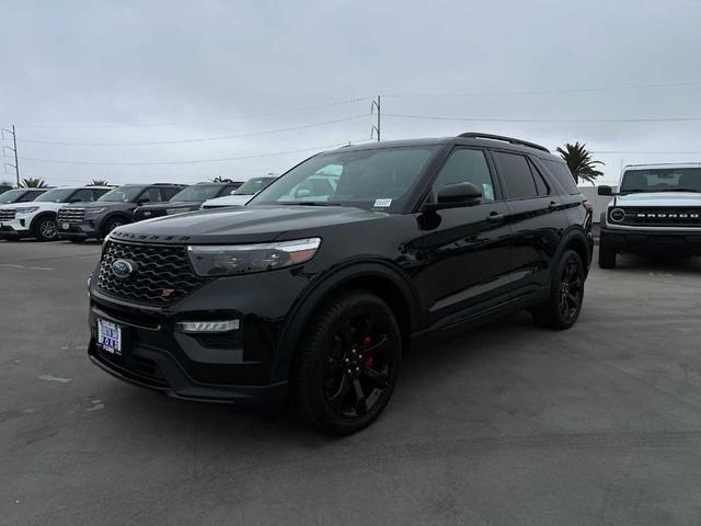 Photo of 2023 Agate Black Metallic Ford Explorer