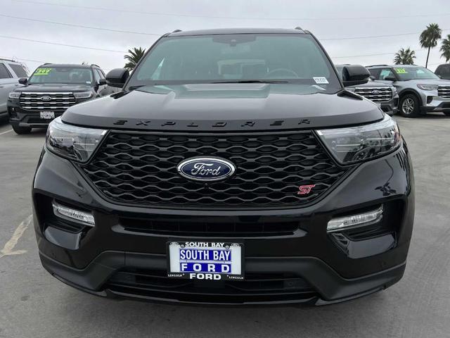 Photo of 2023 Agate Black Metallic Ford Explorer