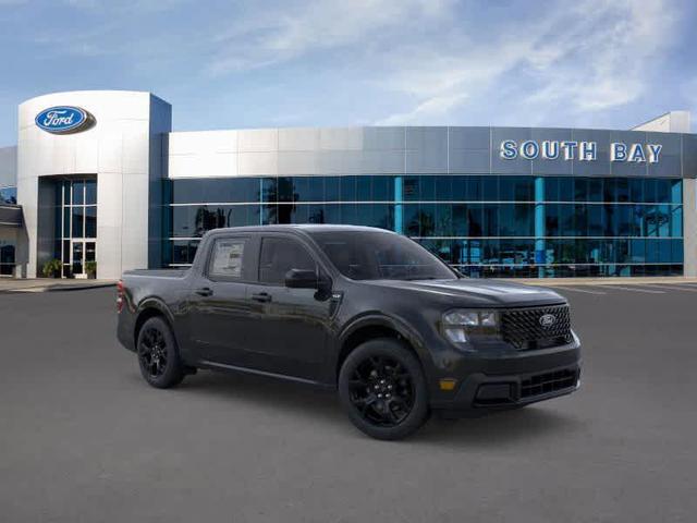 Photo of 2025 Shadow Black Ford Maverick