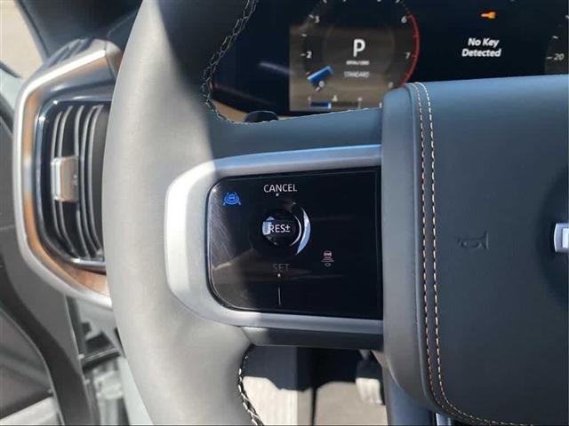 Photo of 2025 Everest White P Nissan Armada