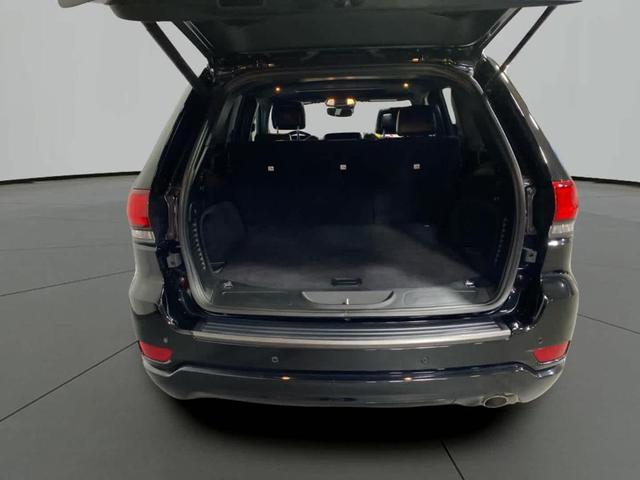 Photo of 2021 Diamond Black Jeep Grand Cherokee