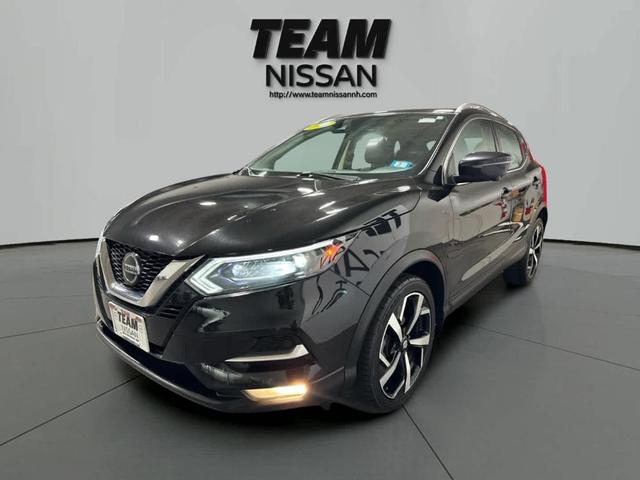 Photo of 2021 Magnetic Black Nissan Rogue Sport