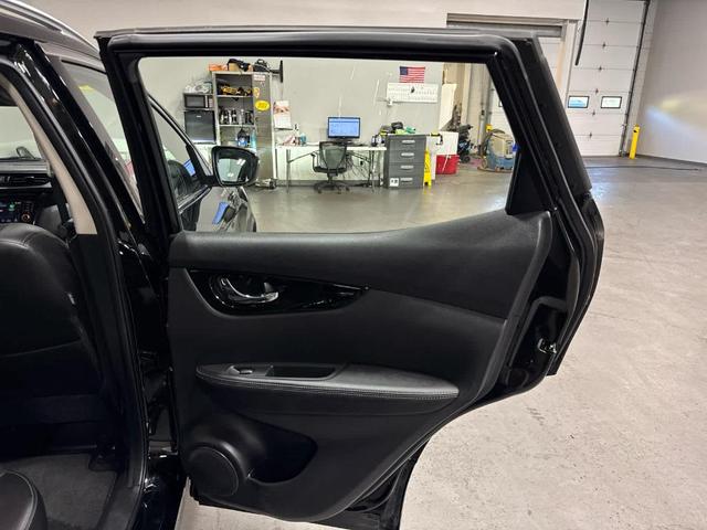 Photo of 2021 Magnetic Black Nissan Rogue Sport