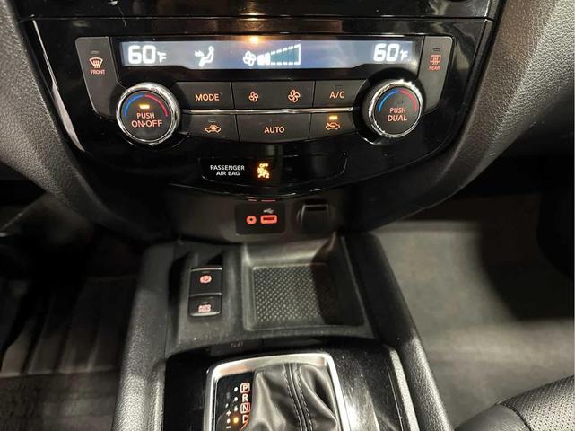 Photo of 2021 Magnetic Black Nissan Rogue Sport
