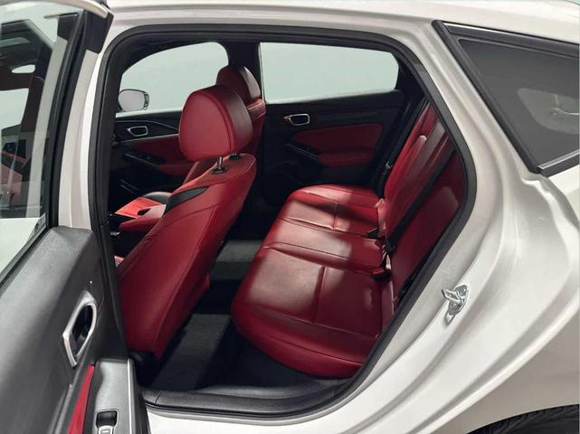 Photo of 2023 Platinum White Pearl Acura Integra