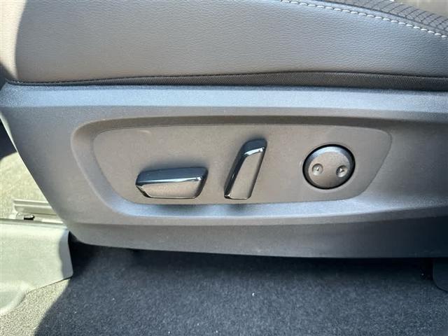 Photo of 2025 Black Nissan Pathfinder