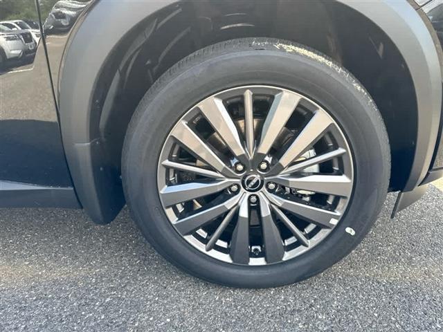 Photo of 2025 Black Nissan Pathfinder