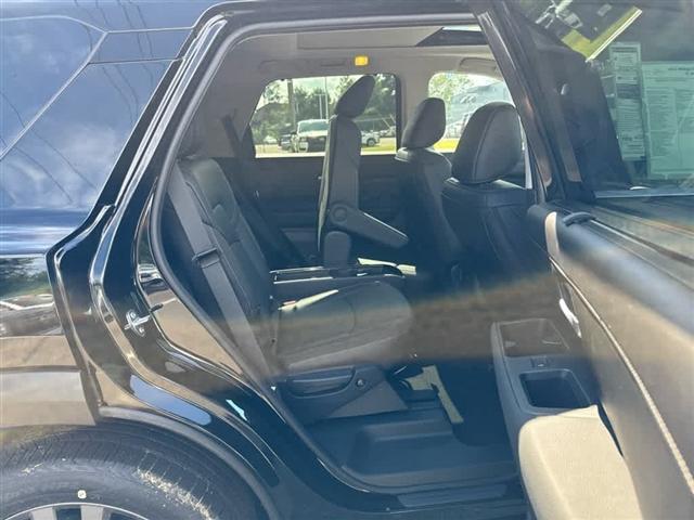 Photo of 2025 Black Nissan Pathfinder