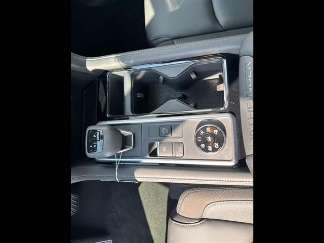 Photo of 2025 Black Nissan Pathfinder