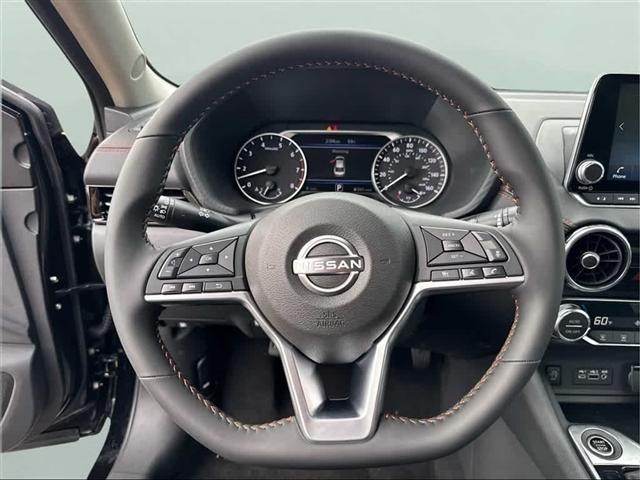 Photo of 2025 Black Nissan Sentra