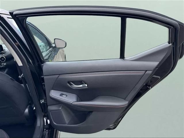 Photo of 2025 Black Nissan Sentra