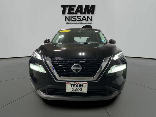 Photo of 2022 Black Nissan Rogue