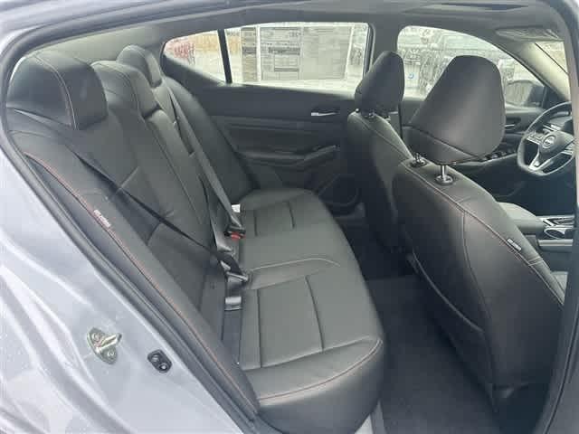 Photo of 2025 Gray Sky Pearl Nissan Altima
