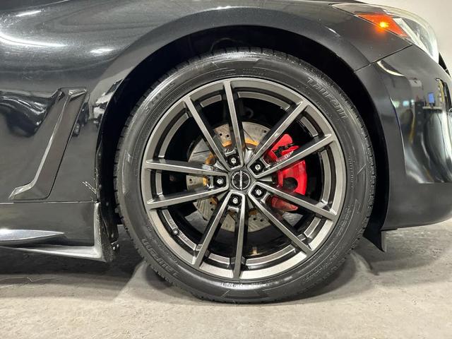 Photo of 2017 Midnight Black INFINITI Q60