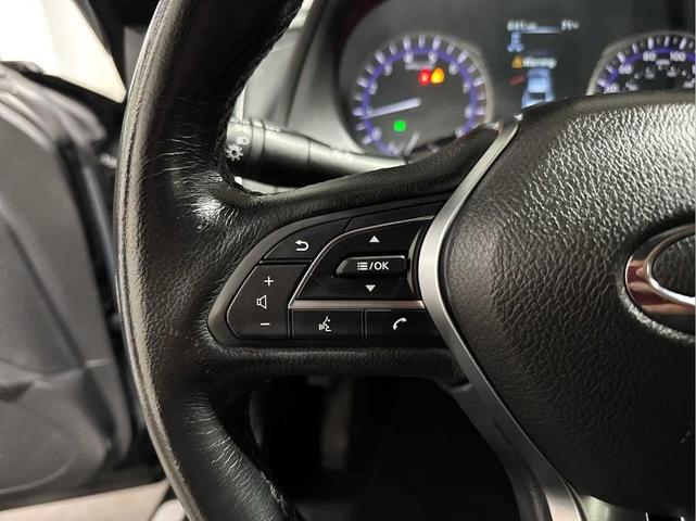 Photo of 2017 Midnight Black INFINITI Q60