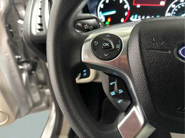 Photo of 2022 Silver Ford Transit Connect