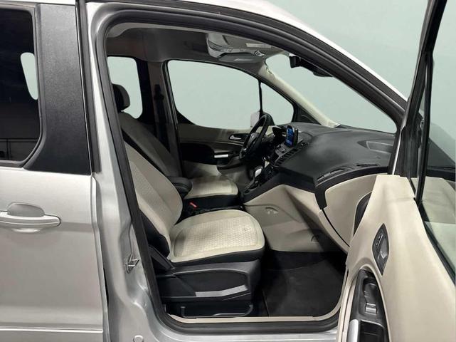 Photo of 2022 Silver Ford Transit Connect