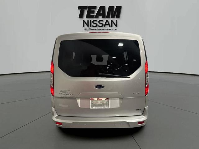 Photo of 2022 Silver Ford Transit Connect