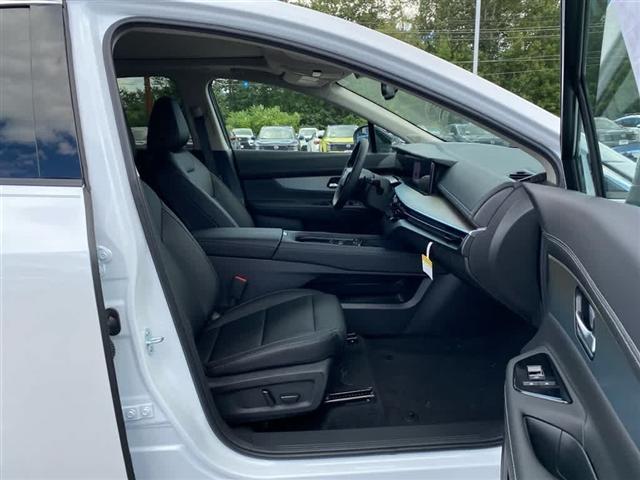 Photo of 2025 Everest White P Nissan Murano