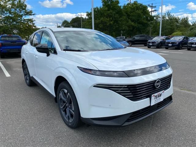 Photo of 2025 Everest White P Nissan Murano