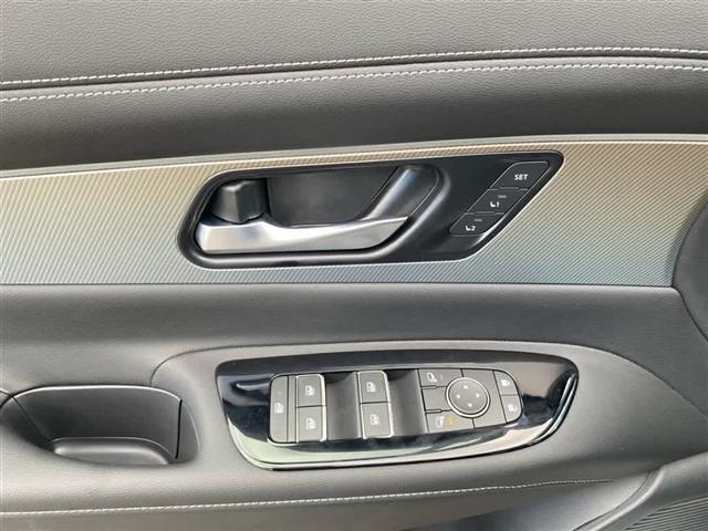 Photo of 2025 Everest White P Nissan Murano