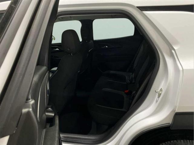 Photo of 2021 Summit White Chevrolet Trailblazer