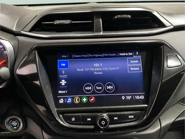 Photo of 2021 Summit White Chevrolet Trailblazer