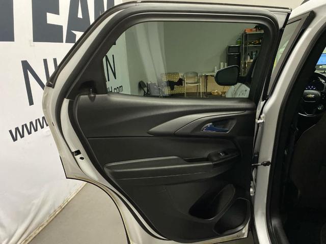 Photo of 2021 Summit White Chevrolet Trailblazer
