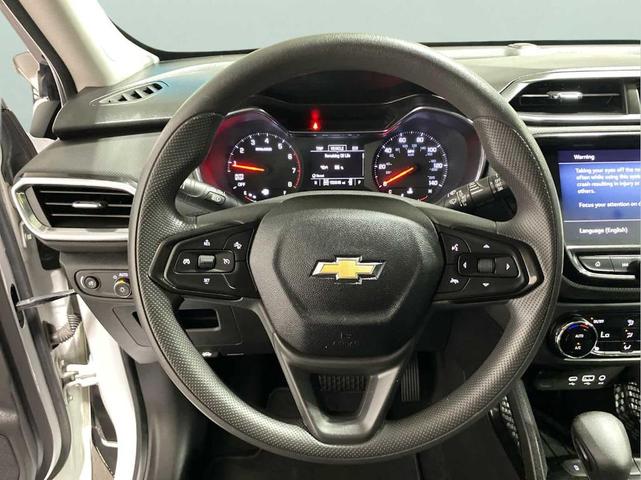 Photo of 2021 Summit White Chevrolet Trailblazer