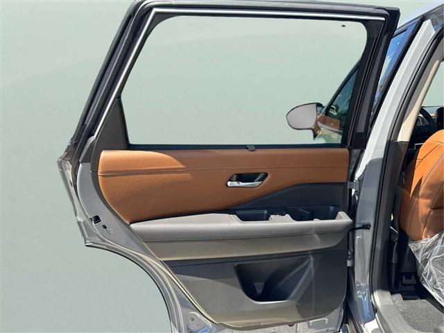 Photo of 2025 Boulder Gray Metallic Nissan Pathfinder