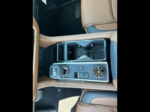 Photo of 2025 Boulder Gray Metallic Nissan Pathfinder