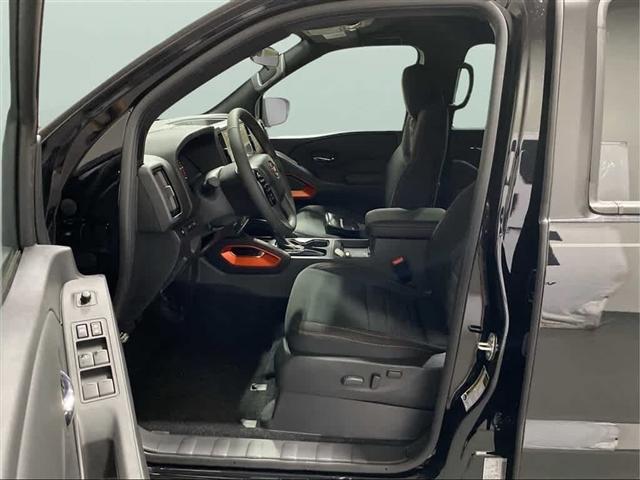 Photo of 2025 Black Nissan Frontier