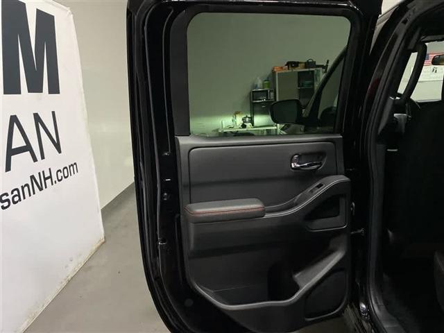 Photo of 2025 Black Nissan Frontier