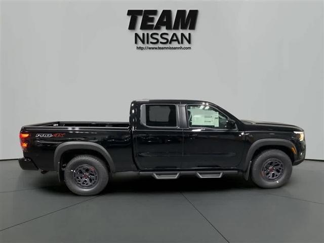 Photo of 2025 Black Nissan Frontier