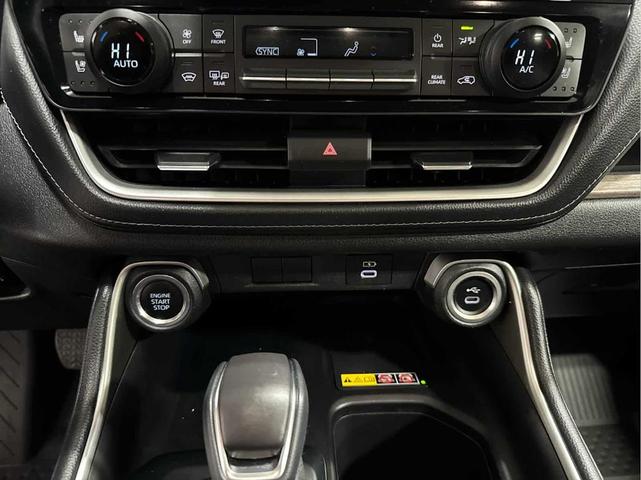 Photo of 2024 Wind Chill Pearl Toyota Grand Highlander