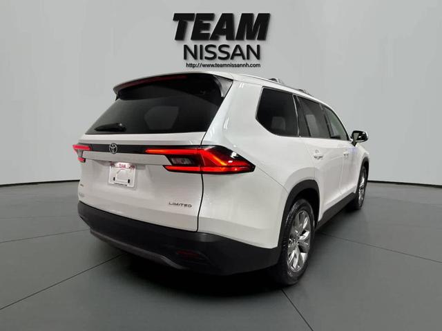 Photo of 2024 Wind Chill Pearl Toyota Grand Highlander
