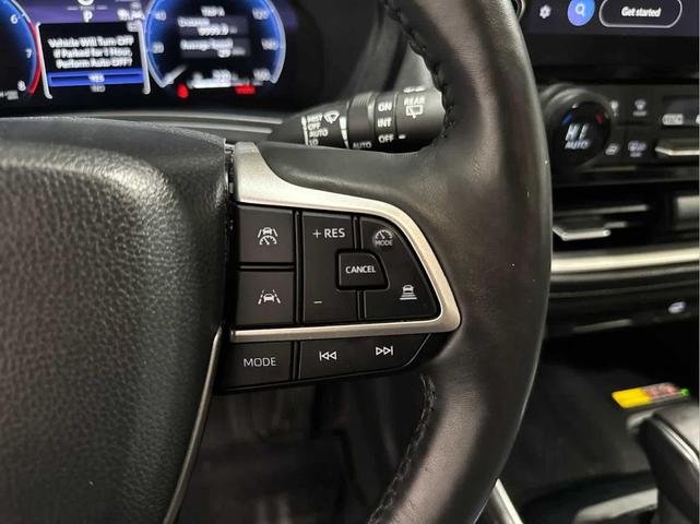 Photo of 2024 Wind Chill Pearl Toyota Grand Highlander