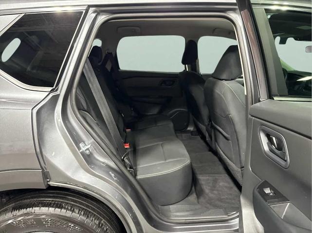 Photo of 2024 Gun Metallic Nissan Rogue