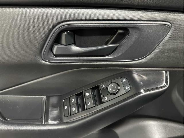 Photo of 2024 Gun Metallic Nissan Rogue