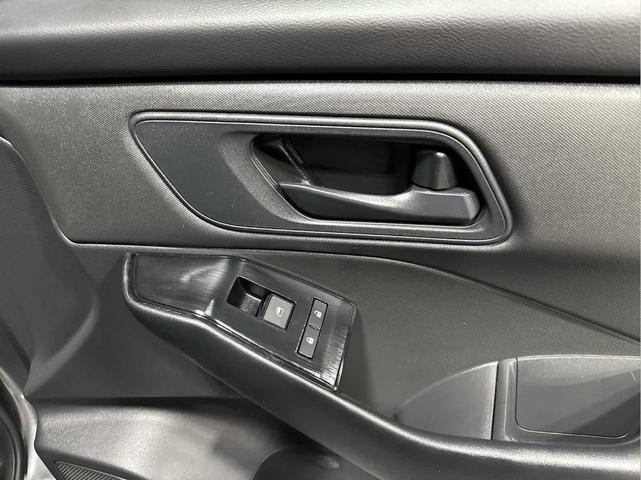 Photo of 2024 Gun Metallic Nissan Rogue